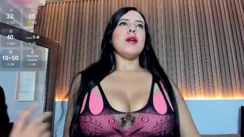    online show from 22, 7, 2026