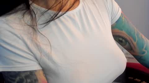  Alice  online show from 30, 12, 2024