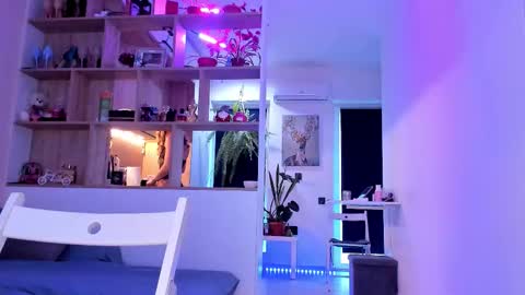 Snapshot of _alleyesonme chatting on 27, 9, 2025 Mia online show from 27, 9, 2025