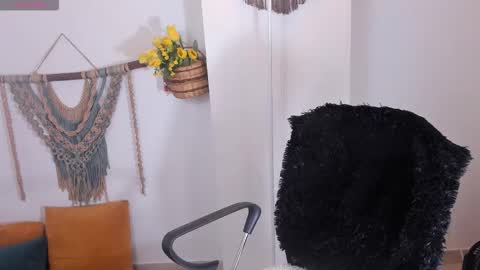 Ana Ruiz online show from 17, 9, 2025