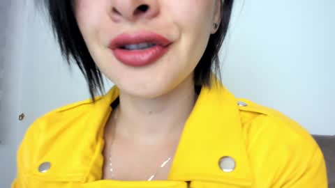 Snapshot of _antomouth_paradise chatting on 12, 12, 2024 antonia online show from 12, 12, 2024