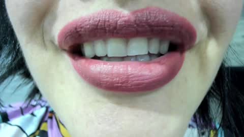 Snapshot of _antomouth_paradise chatting on 19, 12, 2024 antonia online show from 19, 12, 2024