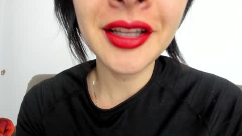 Snapshot of _antomouth_paradise chatting on 30, 12, 2024 antonia online show from 30, 12, 2024