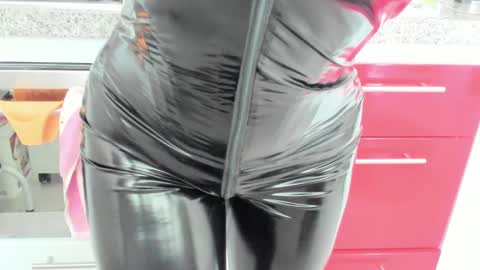 Snapshot of _antomouth_paradise chatting on 7, 2, 2025 antonia online show from 7, 2, 2025