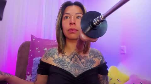 Snapshot of _antonella_dreams chatting on 6, 10, 2025 _antonella_dreams online show from 6, 10, 2025