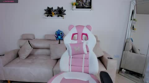    online show from 9, 5, 2026
