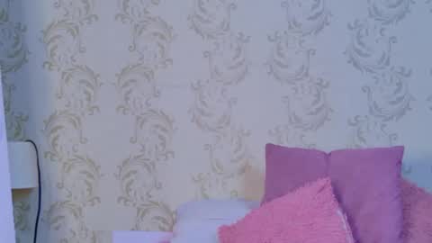 Queen Cruz online show from 8, 3, 2026