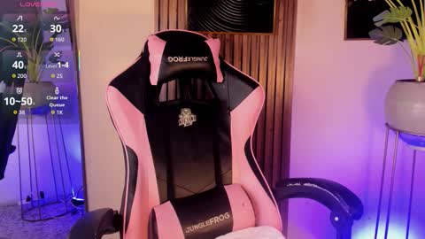   online show from 27, 11, 2025