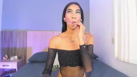 Ashly online show from 3, 10, 2025