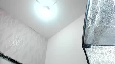 Aura online show from 22, 12, 2025