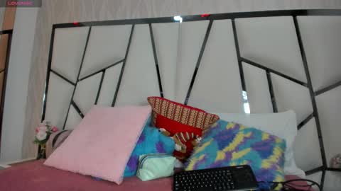 Aura online show from 9, 1, 2026