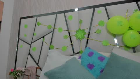 Aura online show from 18, 3, 2026