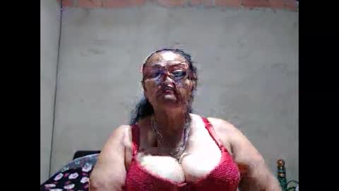 _bellanocturna online show from 5, 5, 2026