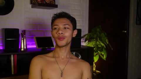 Snapshot of _billy_j chatting on 21, 12, 2024 BILLY online show from 21, 12, 2024