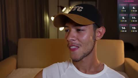 Snapshot of _billy_j chatting on 29, 10, 2025 BILLY online show from 29, 10, 2025