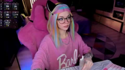 Olivia Subscribe to my Fansly -   online show from 26, 4, 2026