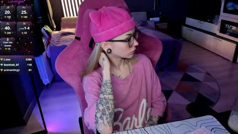Olivia Subscribe to my Fansly -   online show from 28, 4, 2026