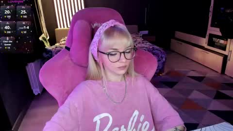 Olivia Subscribe to my Fansly -   online show from 7, 5, 2026