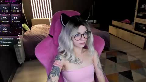 Olivia Subscribe to my Fansly -   online show from 7, 8, 2026