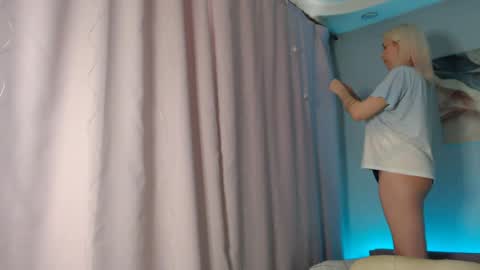 Elizabeth online show from 17, 12, 2024