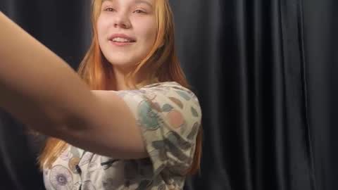 Snapshot of _blossom_breeze chatting on 3, 11, 2025 Muse online show from 3, 11, 2025