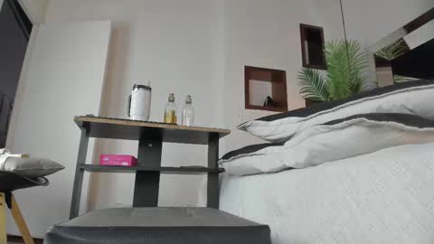 Snapshot of _candy_sweet chatting on 28, 9, 2025 Candy online show from 28, 9, 2025