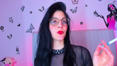 Carolina  online show from 22, 4, 2026