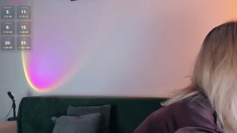 Snapshot of _ccrystaa_ chatting on 15, 3, 2026 Christina Chris online show from 15, 3, 2026