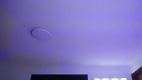 _charlotte_collins_ online show from 18, 11, 2025