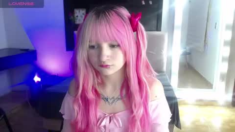 _charlotte_collins_ online show from 1, 7, 2026