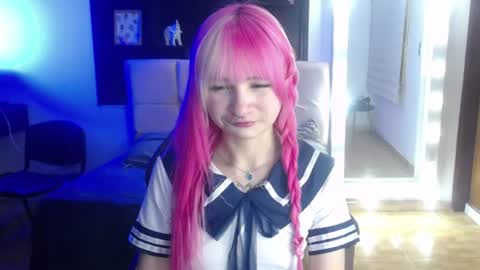 _charlotte_collins_ online show from 28, 7, 2026