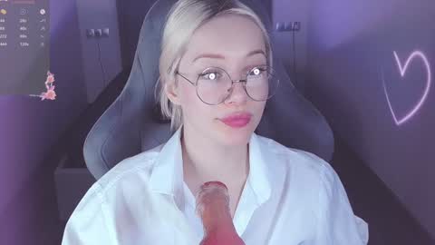 Angelina online show from 12, 12, 2024