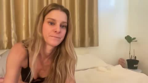 Snapshot of _chelsea___ chatting on 6, 12, 2024 Chelsea xo online show from 6, 12, 2024