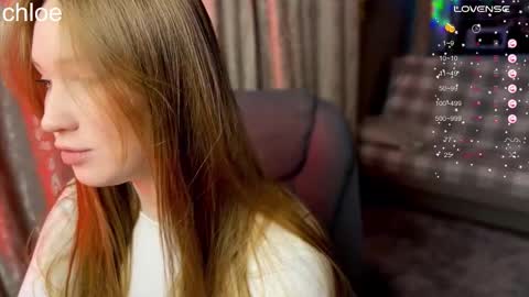 Snapshot of _chloe_miller_ chatting on 13, 11, 2025 _chloe_miller_ online show from 13, 11, 2025