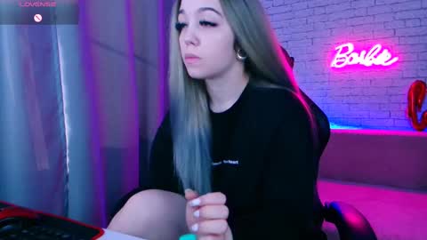 Nica online show from 19, 2, 2025