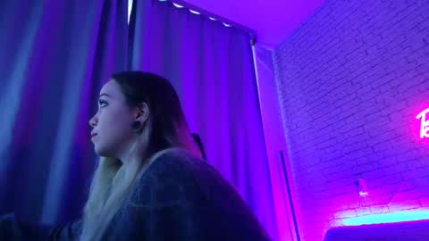 Nica online show from 5, 12, 2025