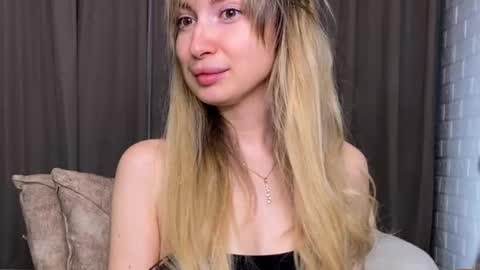 _crystal_moon_1 online show from 22, 11, 2025