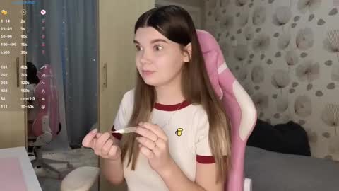 _cute_ice online show from 1, 3, 2025