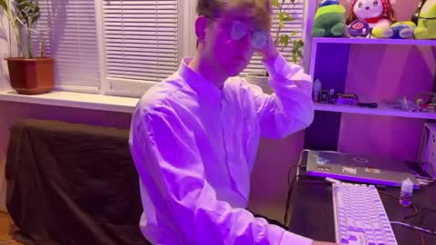 Snapshot of _cuteguys chatting on 18, 2, 2025 Dima online show from 18, 2, 2025