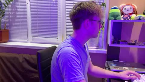 Snapshot of _cuteguys chatting on 22, 2, 2025 Dima online show from 22, 2, 2025