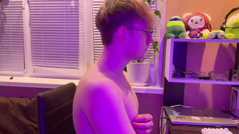 Snapshot of _cuteguys chatting on 22, 2, 2025 Dima online show from 22, 2, 2025