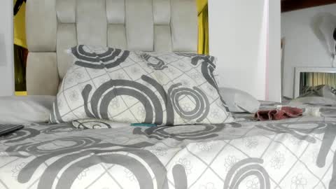 Isabella online show from 18, 1, 2025