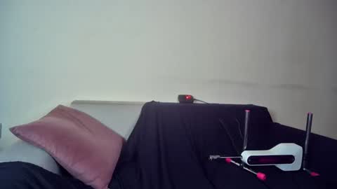 Emma Sugar online show from 27, 6, 2026