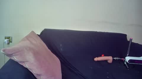 Emma Sugar online show from 22, 7, 2026