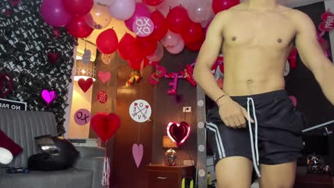 Snapshot of _eufrates_ chatting on 8, 2, 2025  EUFRATES online show from 8, 2, 2025
