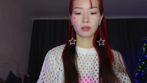 Snapshot of _eve____ chatting on 18, 12, 2024 EveEva online show from 18, 12, 2024