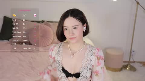 Essie  online show from 6, 3, 2025