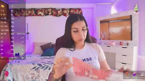 Snapshot of _gaby1 chatting on 21, 12, 2025 Juliana Gaby Kloe online show from 21, 12, 2025