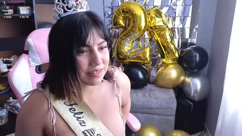 we are hot friends online show from 31, 12, 2024