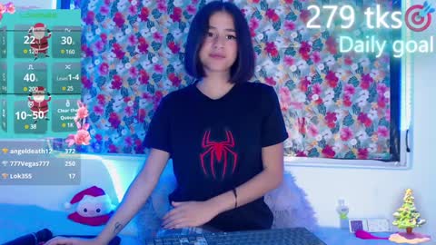 Snapshot of _gwen__ chatting on 28, 12, 2024 Gwen online show from 28, 12, 2024